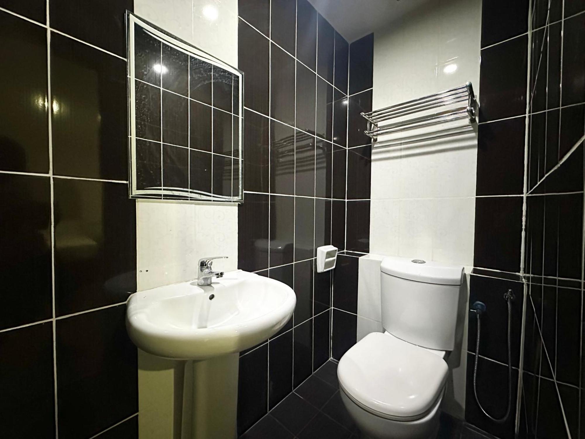 Park Hotel Kota Kinabalu Dış mekan fotoğraf