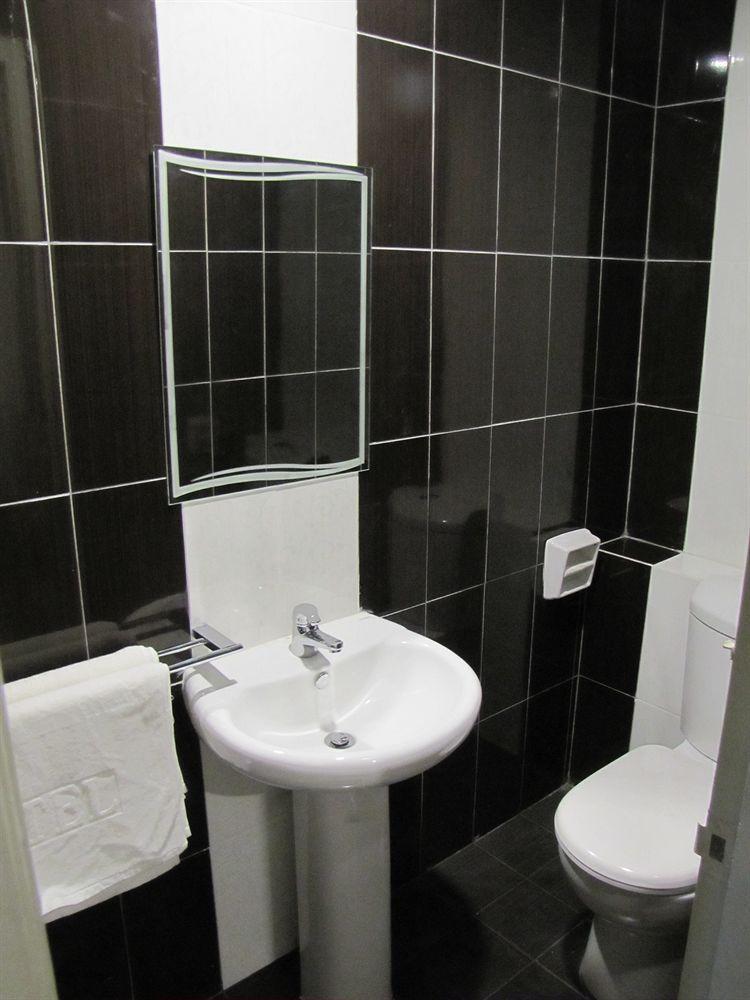 Park Hotel Kota Kinabalu Dış mekan fotoğraf