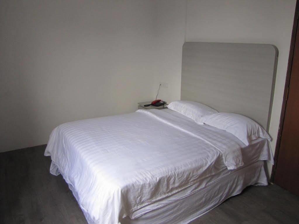 Park Hotel Kota Kinabalu Dış mekan fotoğraf