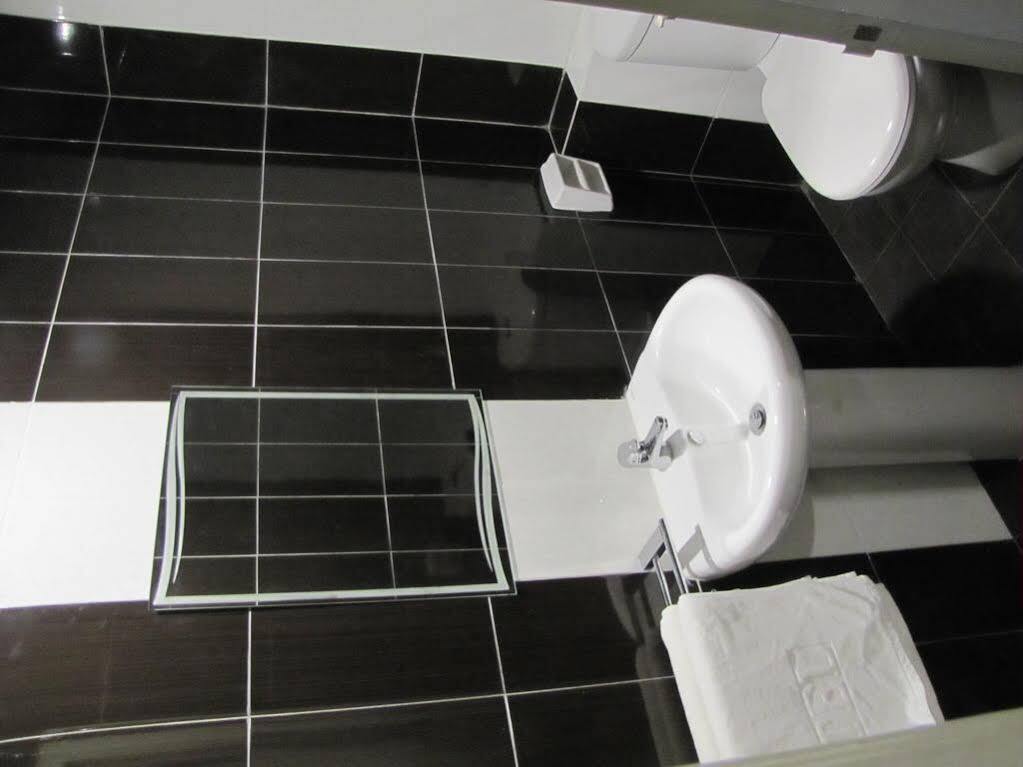 Park Hotel Kota Kinabalu Dış mekan fotoğraf
